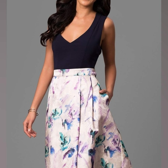 Beautiful summer dress - Picture 3 of 4